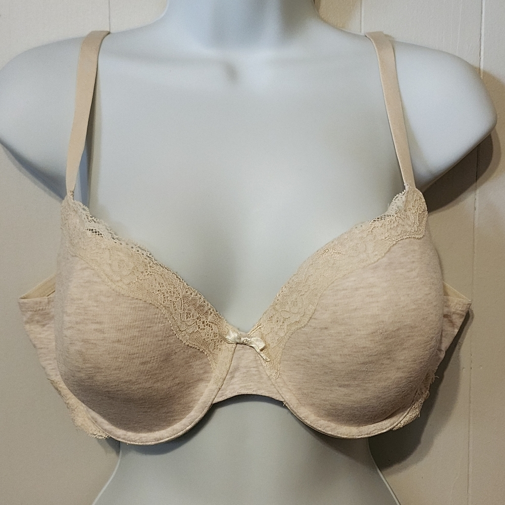 Ambrielle 40B Bra Beige Lightly Lined Demi Comfort Padded‎ Underwire